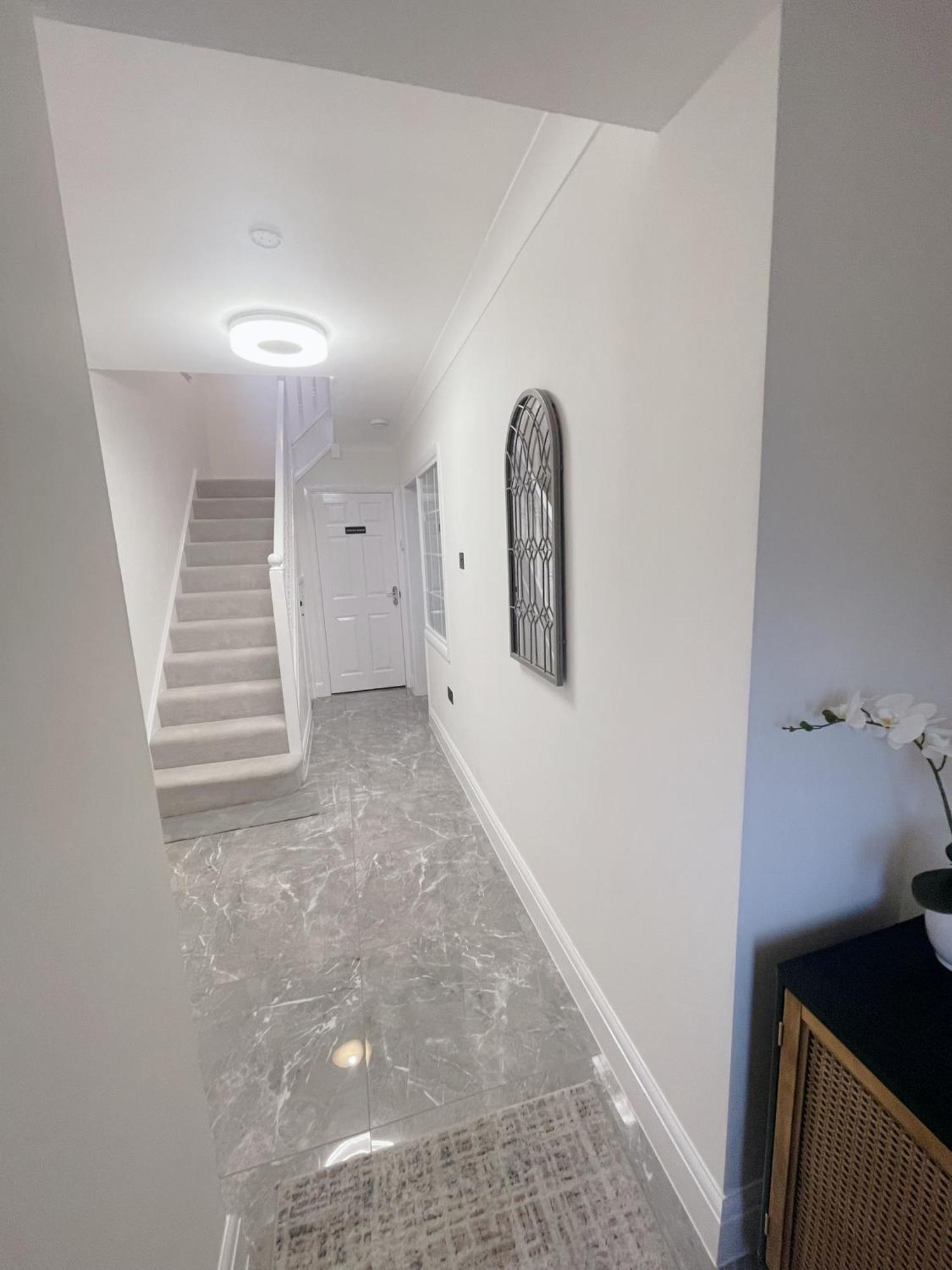 Home Near London Heathrow, Slough,Windsor,Legoland Colnbrook Buitenkant foto
